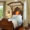 The Twelve Oaks Bed & Breakfast