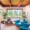Stylish Deception Pass Retreat with Bay Views - Оук-Харбор