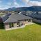 Cozy Haven - Te Anau Holiday Home