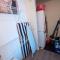 Modern top-floor 1-bedroom loft with free parking