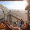 Atlas Gili Party Hostel - 吉利特拉旺安