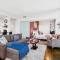 Upscale 2BR Condo - King Bed - Stunning Views