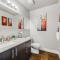 Upscale 2BR Condo - King Bed - Stunning Views