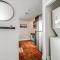 Upscale 2BR Condo - King Bed - Stunning Views