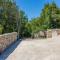 Wine Garden House