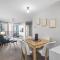 Modern Style 1Bed 1Bath Balcony Pool CBD