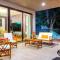 Two-House Private 10BR Compound - DT 6 Min Drive