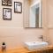 Super Central Stylish Suite & Studio with Shared Terrace by Flat Mаnager - Sofie