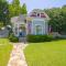 Granbury Home with Fire Pit, Walk to The Square! - غرانبوري