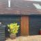 Quirky Barn Conversion Crowhurst Battle