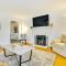 Dogwood Cottage with Fireplace 1 Mi to University - Хай-Пойнт