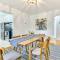 Dogwood Cottage with Fireplace 1 Mi to University - Хай-Пойнт
