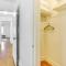 Dogwood Cottage with Fireplace 1 Mi to University - Хай-Пойнт