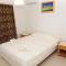 Ariadne Apartments 201 - 300m from Lighthouse beach