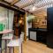 Triplex com Design Industrial em Itaipava | AIR A2 - 彼得罗波利斯