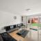 5 Minutes from Reading Centre with parking - Reading