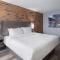 Travelodge by Wyndham Barrie