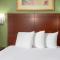 Travelodge Suites by Wyndham Lake Okeechobee