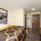 Super 8 by Wyndham Dodge City