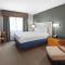 Travelodge by Wyndham Redwood Falls