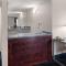Baymont Inn and Suites by Wyndham Farmington, MO