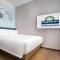 Days Inn by Wyndham Zhuhai Gongbei Port - Zhuhai