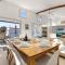 White Sands Deck House by Experience Jervis Bay