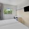 B&B HOTEL Girona 2