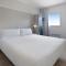 B&B HOTEL Girona 2