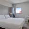 B&B HOTEL Girona 2