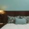 Decanter Hotel