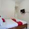 RedDoorz near Buleleng Harbour 2 - 新加拉惹