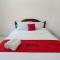RedDoorz near Buleleng Harbour 2