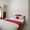 RedDoorz near Buleleng Harbour 2 - 新加拉惹