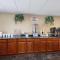 Super 8 by Wyndham Fort Mitchell Cincinnati Area