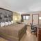 Super 8 by Wyndham Fort Mitchell Cincinnati Area