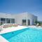 Villa Bolboreta by Villa Plus