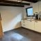 4711 Suite