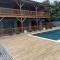 Logement avec piscine a 50 metre de la mer