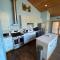 The Hilltop Cabin in Bass Lake hights - Oakhurst