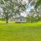 McAlester Home with Large Yard and Grill! - ماكاليستر