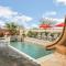 Carebnb with Waterslide and Casita - إنديو