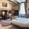 16th Century Manoir du Belvedere - central, unique, historical, with all modern amenities
