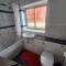 Charming 3-Bedroom Retreat with Modern Comforts - South Ockendon