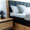 BEST STAY Haus Martina im Herzen der Rhön - 3 einzelbuchbare moderne Wohnungen für 2-8 Personen, Terrasse, Balkon, Garten, Ski und E-Bike Keller, Lounge, freies Wlan, familienfreundlich