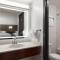 Ramada by Wyndham Medford Airport North