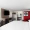Ramada by Wyndham Medford Airport North