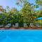 Dragonfly Beachfront Villas-Adult Only