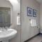 Hidden-Gem 2B Towhhouse in Springfield Close to DT and Stadium! - Джэксонвилл