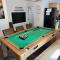 Numero Uno Detached Aparthouse 7 BR Hot Tub Wifi Parking Contractors and Group Friendly
